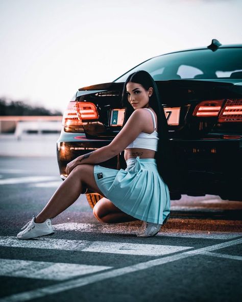 Car Modeling Poses, Car Photoshoot Women, Miata Photoshoot, Car Shoot Ideas Photoshoot, Car Model Poses, Car Photoshoot Aesthetic, Car Photoshoot Ideas, Poses Car, Skirt Poses