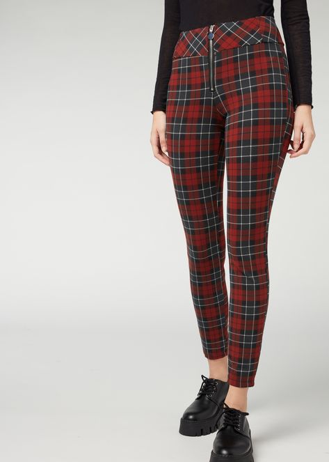 Buy Tartan Leggings with Zip on our official Calzedonia website. Experience our long history of tradition and quality. Tartan Leggings, Long History, Red Tartan, Shopping List, Dark Red, Women's Leggings, Tartan, Harem Pants, Quality Fabric