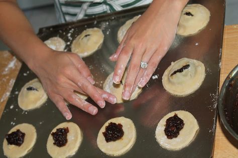 Date Cookies Filled, Date Filled Cookies Recipes, Filled Cookies Recipes, Date Filled Cookies, Date Recipes Desserts, Peach Cookies, Date Cookies, Best Pumpkin Pie, Gorgeous Lady