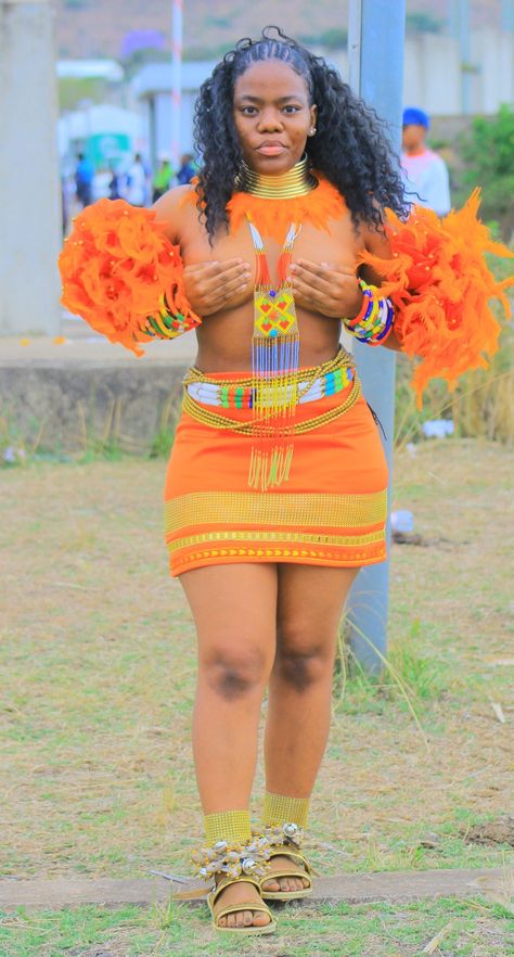 Zulu Royal reed dance.
Orange and yellow Zulu attire. Modern Zulu Traditional Attire, Zulu Attire, Zulu Dance, Zulu Bride, Zulu Traditional Attire, Anna Diop, Zulu Women, African Bridal Dress, African Traditional Wedding