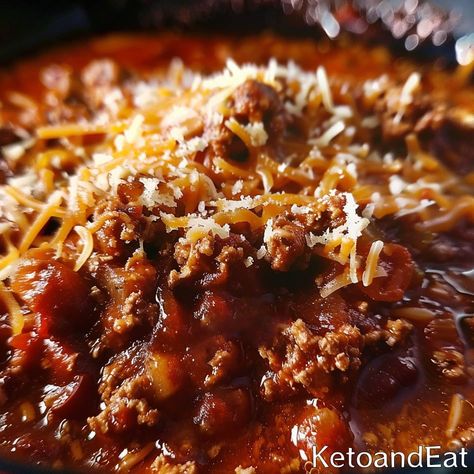 Carnivore Chili: The BEST Recipe (Zero Carbs) Carnivor Chilli, Carnivore Travel Food, Carnivore Chili Recipe Crockpot, Carnivore Chilli, Carnivore Chinese Food, Carnivore Diet Chili Recipe, Carnivore Chili Crockpot, Carnivore Diet Chili, Carnivore Turkey Recipes