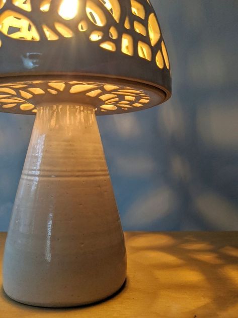 Pottery Lamps Ceramics, Ceramic Art Wheel, Hand Built Ceramic Lamp, Ceramic Mushroom Lamp, Ceramic Lighting Design, Cermaic Lamp, Wheel Thrown Ceramics Ideas, Ceramic Lamp Shade, Wheel Ceramics Ideas