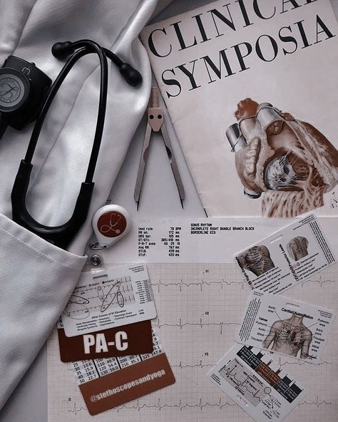 nurse flatlay Twisted Hate, Medical Student Motivation, Pa School, Nurse Aesthetic, Med School Motivation, Medical Wallpaper, Medical Student Study, Career Vision Board, Medical School Motivation