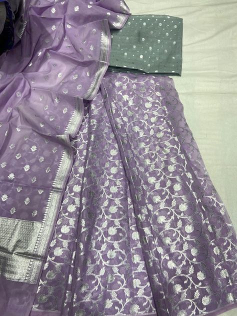 Chanderi Lehenga, Chanderi Lehenga Designs, Indian Outfits Lehenga, Ladies Day Dresses, Silk Saree Blouse Designs, Elegant Fashion Wear, Silk Saree Blouse, Indian Lehenga, Desi Clothes