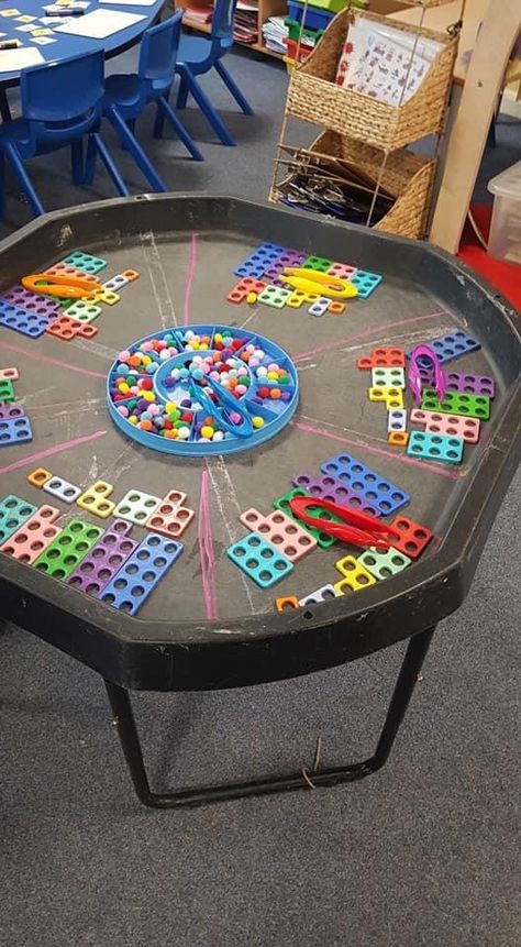 Sand Tray Ideas Eyfs, Numicon Activities, Christmas Eyfs, Tuff Tray Ideas Toddlers, Toddler Fine Motor Activities, Maths Eyfs, Math Tables, Early Years Maths, Reception Class