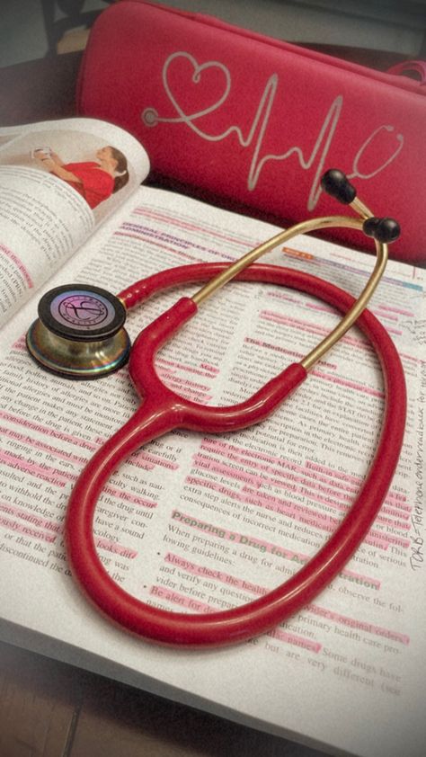 Red Medical Aesthetic, Aesthetic Stethoscope Wallpaper, Sthetoscope Aesthetic, Red Nurse Aesthetic, Stethoscope Aesthetic Wallpaper, Stethoscopes Wallpaper, Sthetoscope Medical Aesthetic, Sthetoscope Medical, Sthetoscope Medical Wallpaper