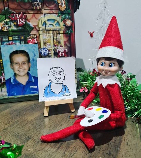 Elf Painting, Christmas Games To Play, Potrait Painting, Awesome Elf On The Shelf Ideas, Xmas Elf, Elf Antics, Elf Fun, Funny Christmas Cards, Painting Portrait