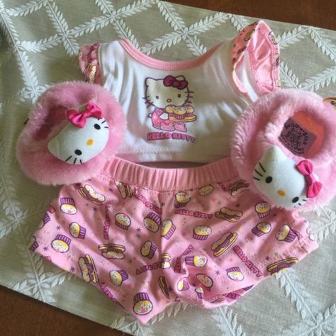 Hello Kitty Build A Bear Clothes, Buildabear Clothes, Cute Build A Bears, Hello Kitty Clothing, Hello Kitty Baby Clothes, Hello Kitty Nursery, Hello Kitty Outfit, Hello Kitty Pajamas, Kitty Outfit