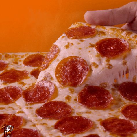 hot n ready gif pepperoni pizza eat the food Dante Pizza, Pizza Gif, Pizza Pops, Pizza Marinara, Pizza Cheese, Little Caesars, Types Of Pizza, Food Promotion, Pizza Recipes Homemade