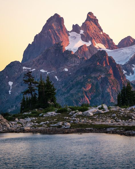 Witness the magic of Last Light Alpenglow in Washington’s Alpine Lakes Wilderness! 🌄 Discover more about this breathtaking beauty. Click the link! #Alpenglow #WildernessWonder Nature Wallpapers, Alpine Lake, Breathtaking Beauty, Nature Wallpaper, Click The Link, The Magic, Washington, Lake, Wonder