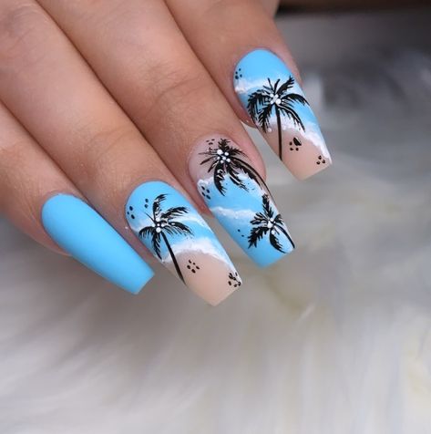 Maldives Nails Design, Cubs Nails, Nail Art Tropical, Tropical Nail Designs, Palm Nails, Summer Nails 2024, Cruise Nails, Beach Nail Art, Palm Tree Nails