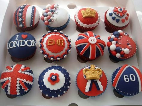 #London #UK #royal cupcakes Royal Cupcakes, Jubilee Cake, British Cake, Crown Cupcakes, British Party, Decorated Cupcakes, Tea Cup Cake, London Party, London Cake