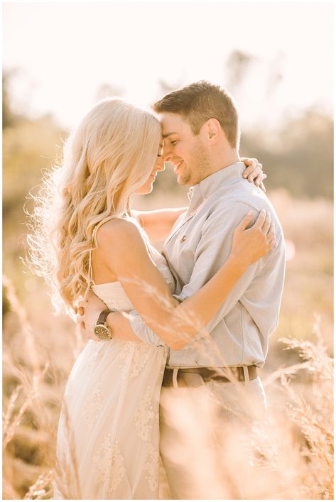 golden hour wheat field engagement session, golden hour engagements, dreamy engagement session, couples photoshoot, wheat field photoshoot, Engagements – Rural life Museum | angelajanette.com Family Wheat Field Pictures, Wheat Field Couple Pictures, Wheat Field Photoshoot Couple, Wheat Field Engagement Pictures, Wheat Field Photoshoot, Field Photoshoot Couples, Wheat Field Photography, Couple Photoshoot Engagement, Field Photoshoot