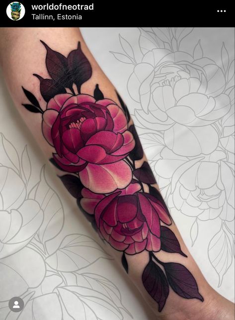 Traditional Tattoo Flowers, Blue Rose Tattoos, Tattoo Henna, Floral Tattoo Sleeve, Tatuaje A Color, Peonies Tattoo, Modern Tattoos, Tattoo Feminina, Cover Up Tattoos