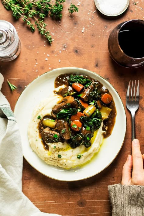 vegan bourguignon portion Vegan Bourguignon, Celeriac Mash, Lazy Cat Kitchen, Cold Weather Comfort Food, Cat Kitchen, Lazy Cat, Healthy Nutrition, Vegan Dinners, Sin Gluten