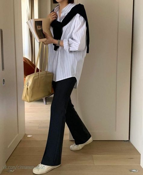 Kemeja Outfit, Style Kemeja, Casual College Outfits, Korean Casual Outfits, Everyday Fashion Outfits, Casual Day Outfits, School Looks, Stylish Work Outfits, Casual Work Outfits