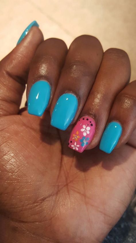 Blue and pink with flower design Nail Designs Pink And Blue, Blue Flower Nails, Nail Designs Pink, Nails With Blue, Bright Pink Nails, Flowers Nails, Pink Blue Flowers, Pink And Blue Flowers, Pink Nail Designs