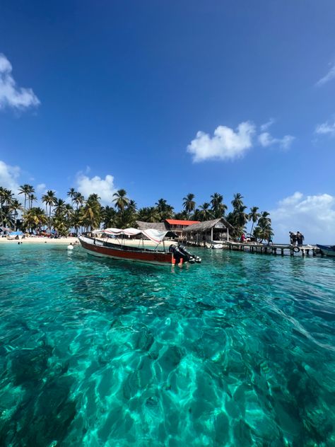 We visited the San Blas Islands in Panama earlier this year. Although they’re not easy to get to they are so worth the trip. Crystal clear water unlike anything you’ve seen San Blas Islands Panama, Panama Travel Aesthetic, Panama San Blas, Panama City Aesthetic, Panama Aesthetic, Panama Country, Panama Trip, Panama Vacation, Panama Panama