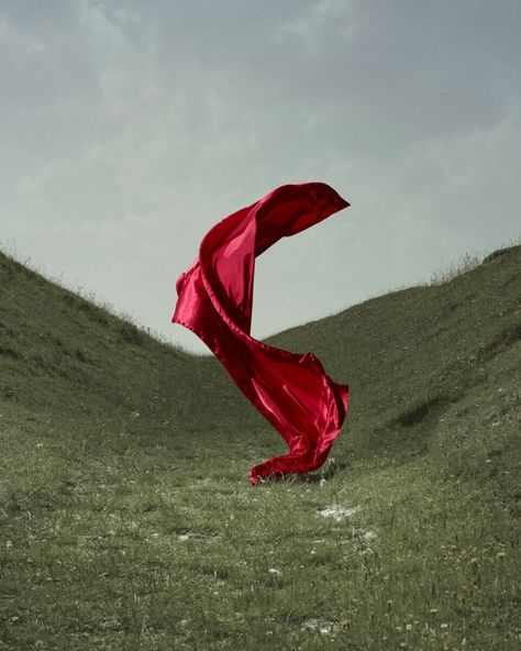 Lost Forever, Fabric Photography, Split Second, East Sussex, 가을 패션, Land Art, Natural Environment, The Landscape, The Wind