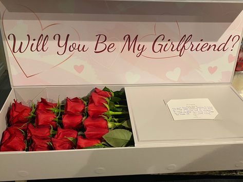 Asking To Be Girlfriend Ideas Creative, Gf Proposal Ideas, Girlfriend Proposal, Be My Girlfriend, Cute Proposal Ideas, Will You Be My Girlfriend, Surprise For Girlfriend, Homemade Gifts For Boyfriend, Romantic Boyfriend