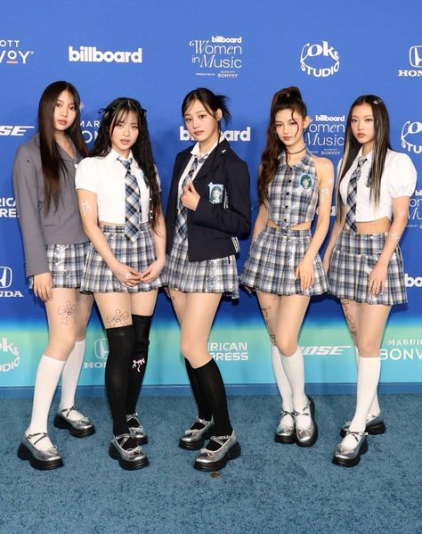 NewJeans Loops 🐇 (@newjeans_loop) / X Female Of The Species, Billboard Women In Music, New Jeans Style, Women In Music, Concert Fits, Blue Outfit, These Girls, Pop Group, Kpop Girls