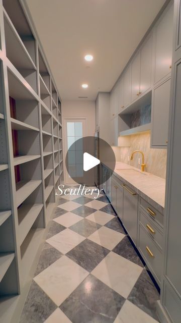 Beit Av House on Instagram: "The open floor plan of my home made it crucial to have a scullery installed behind my kitchen to keep the main cooking area uncluttered and organized. By having a dedicated space for food preparation and cleaning, I can maintain a tidy kitchen that seamlessly integrates with the adjacent dining and living areas, fostering a warm and inviting environment for my family. I am grateful ©. #scullery #pantry #kitchen #design #marble #blue #built #bluecollar #thelordgetsalltheglory #walnut #brass" Scullery Kitchen Floor Plan, Kitchen With Scullery Layout, Pantry Kitchen Design, Scullery Ideas Layout, Kitchen With Scullery, Kitchen Design Marble, Scullery Pantry, Scullery Ideas, Butlers Pantry Ideas