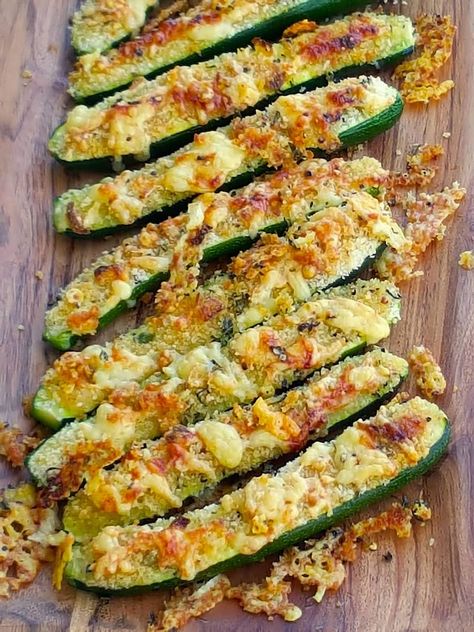 30 Heirloom Golden Zucchini Seeds, Squash Seeds, Organic, Non Gmo, Bright Yellow, High Yielding - Etsy Golden Zucchini, Vege Dishes, Family Dinner Menu, Creamy Soups, Easy Zucchini Recipes, Green Zucchini, Squash Seeds, Cheesy Zucchini, Healthy Vegetable Recipes