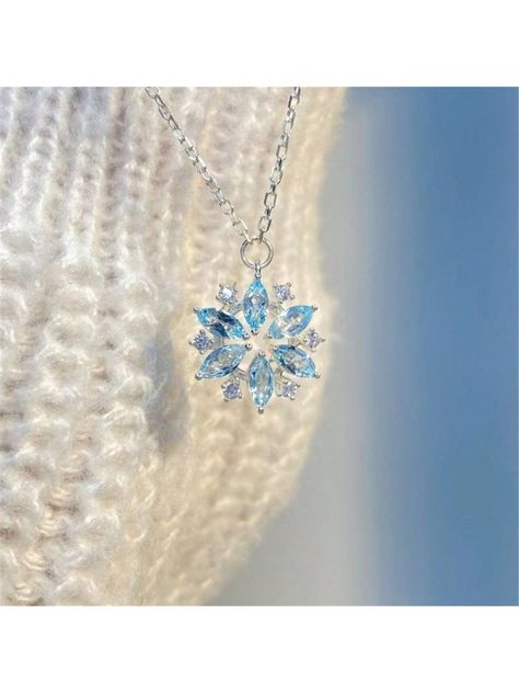 Stylish Jewelry Accessories, Arte Monster High, Pretty Jewelry Necklaces, Snowflake Pendant, Fairy Jewelry, Women Pendant, Heart Shaped Necklace, Blue Snowflakes, Bts Drawings