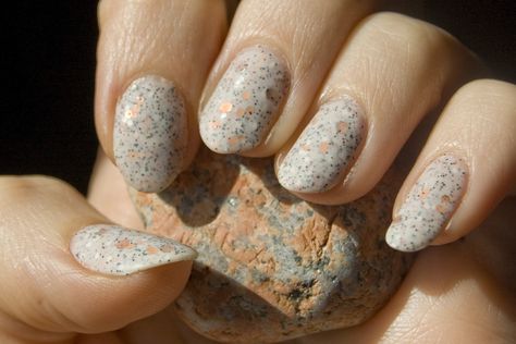 Granite Nail Polish Tan Marble Nails, Brown Marble Nails, Stone Nails, Nail Polish Ideas, Brown Marble, Polish Ideas, Granite Stone, Marble Nails, Crystal Nails