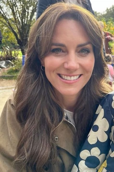 Mom Faceclaims, Kate Middleton New Hair, Katherine Middleton, British Aesthetic, Kate Middleton Style Outfits, Düşes Kate, Epic 2, 00s Mode, Kate Middleton Pictures