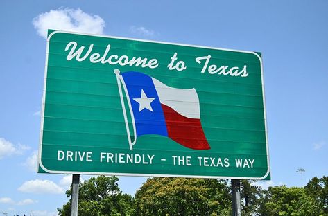 Welcome To Texas, Texas Sign, Hiking In Texas, Texas Signs, Texas Traditions, Texas Life, Texas Forever, State Signs, Loving Texas