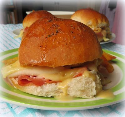 Chicken Cordon Bleu Sliders Chicken Cordon Bleu Sliders, Cordon Bleu Sliders, Homemade Honey Mustard, Recipes Sandwiches, The English Kitchen, Recipes To Try At Home, Roasted Chicken Breast, English Kitchen, Hot Sandwich