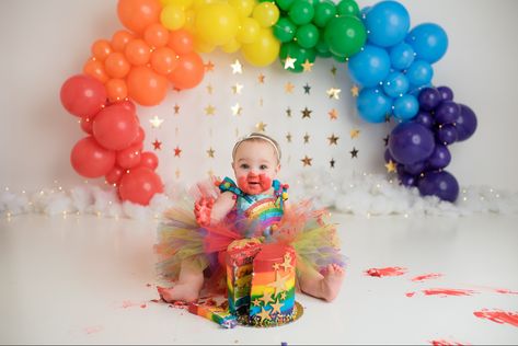 Rainbow Cake Smash Rainbow Monthly Photos, Rainbow 1st Birthday Photoshoot, Rainbow Photoshoot, Rainbow Smash Cake, Rainbow Smash Cake Photoshoot, Rainbow Baby Photoshoot, Rainbow Theme Baby Photoshoot, Smash Cake Colorful, Rainbow Baby Photoshoot Maternity