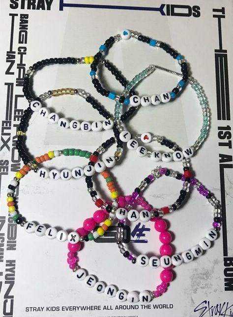 Stray Kids Members, Kpop Bracelet, Kpop Accessories, Bts Bracelet, Pulseras Kandi, Pop Jewelry, Bracelets Etsy, Kandi Bracelets, Bead Charms Diy