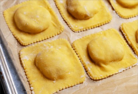 Homemade Crab Ravioli, Crab Stuffed Ravioli Recipe, Crab Ravioli Filling, Crab Stuffed Ravioli, Crawfish Ravioli Recipe, Crab Ravioli Recipe, Stuffed Ravioli, Ravioli Recipe Homemade, Crab Ravioli