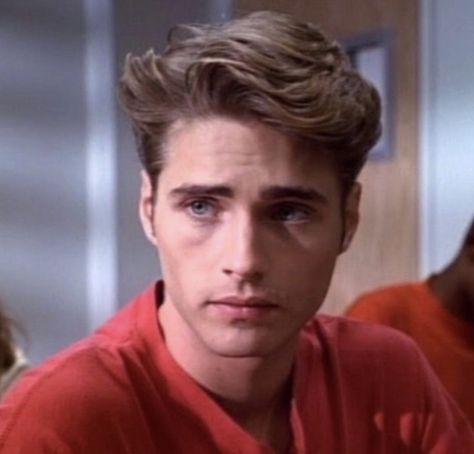 Brandon Walsh in Beverly Hills, 90210, 1990-2000 Jason Priestley 90210, Beverly Hills 90210 Brandon, Brandon Walsh 90210, Beverly Hills Hotel Wallpaper, Brandon Walsh, 90210 Fashion, Fashion Brenda, Jason Priestley, Beverly Hills Hotel