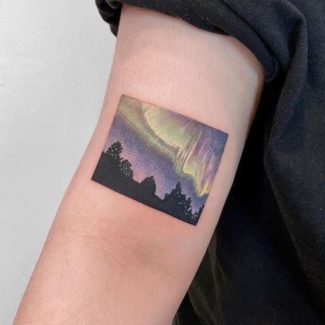 Aurora Borealis Tattoo, Northern Lights Tattoo, Boho Tattoos, Light Tattoo, Shape Tattoo, Landscape Tattoo, Small Tattoos Simple, Cover Up Tattoo, Tattoo Flash Art