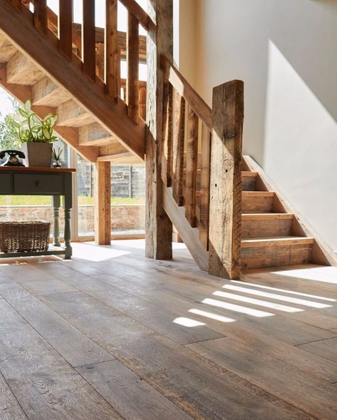 Lodge Staircase, Rustic Staircase, Rustic Stairs, Cabin Modern, Oak Parquet Flooring, Timber Staircase, Reclaimed Flooring, Oak Stairs, Wood Staircase