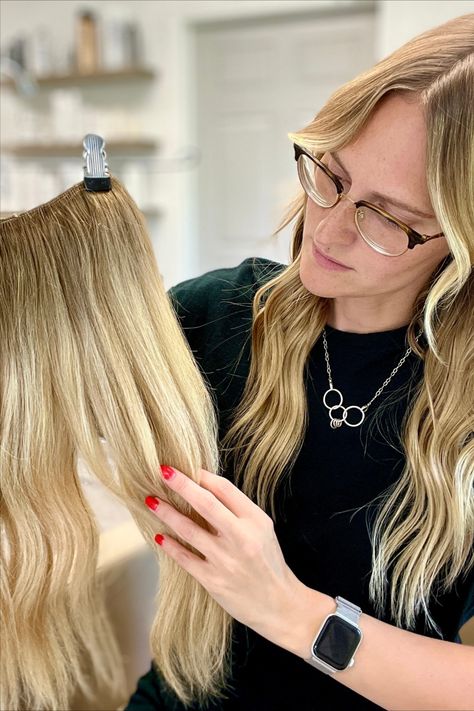 hairstylist holding up custom colored halo hair extensions Hairstyles With Halo Extensions, Diy Hair Extensions, Halo Extensions, Halo Hair Extensions, Branding Photoshoot Inspiration, Hair Extentions, Halo Hair, Branding Photoshoot, Photoshoot Inspiration