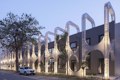 Gallery of Beijing Fashion Factory B Courtyard / AntiStatics Architecture - 19 Arch Facade Architecture, Fashion Hub Architecture Design, Fashion Architecture Inspiration, Carnival Architecture, Arcade Architecture, Factory Facade, Architecture Structure, Street Building, Fashion Architecture