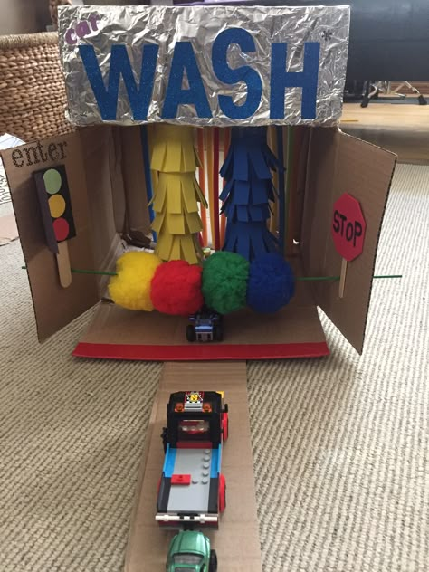 How To Make A Toy Car Wash, Car Wash Cardboard, Diy Toy Car Wash, Diy Car Wash For Kids, Cardboard Carwash, Diy Car Garage, Car Wash For Kids, Toy Car Wash, Diy Car Wash