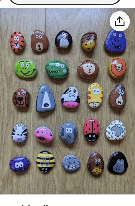 Rock Pet Ideas, Painting Stones And Rocks, Animal Rock Art, Pet Rock Ideas, Pebble Painting Ideas, Pet Rocks Craft, Animal Painted Rocks, Rock Pets, Boom Kunst