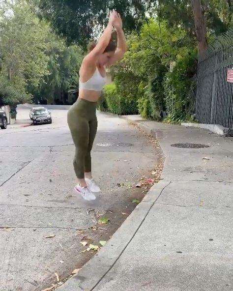 8,999 Likes, 100 Comments - Gym Tears™ | #Gymtears (@gymtears) on Instagram: “OUTDOOR 🔥 BODYWEIGHT  20 MINUTES 5 exercises | 4 rounds  BEGINNERS: 30 seconds on | 30 seconds off…” Noelle Benepe, Body Workout, 30 Seconds, Full Body Workout, Body Weight, Full Body, Get Fit, At Home Workouts, Instagram Profile