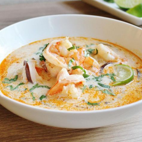 The Best Thai Coconut Soup Recipe Thai Soup Recipes Coconut, Thai Mat, Coconut Soup Recipes, Thai Coconut Soup, Thai Soup, Tasty Thai, Coconut Soup, Best Thai, Thai Coconut