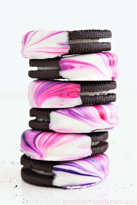 Gotta try these Dessert Oreo, Pastel Cupcakes, Bakery Cake, Slow Cooker Desserts, Monkey Bread, Desserts To Make, Cute Desserts, Mini Desserts, Sweets Treats