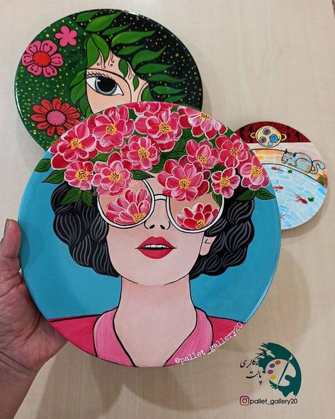 Flower Painting On Round Canvas, Round Cardboard Painting Ideas, Mdf Board Painting Ideas, Round Canvas Painting Ideas, Board Painting Ideas, Circle Canvas, Acrylic Art Projects, Instagram Painting, Boho Painting