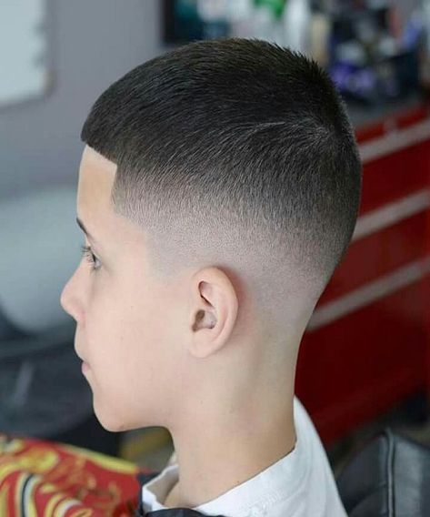 Top 10 Line Up Haircut – The Best Amongst Kids Hairstyles And Boy Haircuts 2019 Kids Fade Haircut, Army Haircut, Hair Designs For Boys, Boys Fade Haircut, Curly Afro Hair, Boy Haircuts Short, Toddler Haircuts, Cool Boys Haircuts