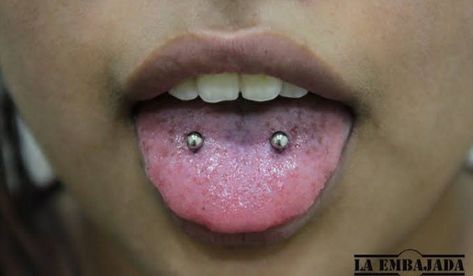 Venom Tongue Piercing, Surface Tongue Piercing, Snake Eyes Tongue Piercing, Pierced Girls, Tongue Piercing Jewelry, Snake Bite Piercing, Tongue Piercings, Spider Bite Piercing, Double Tongue Piercing