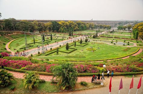 Brindavan Gardens Brindavan Garden Mysore, Formal Wedding Decor, Mysore Palace, States Of India, Western Ghats, Mysore, Hill Station, Backyard Inspo, Formal Gardens