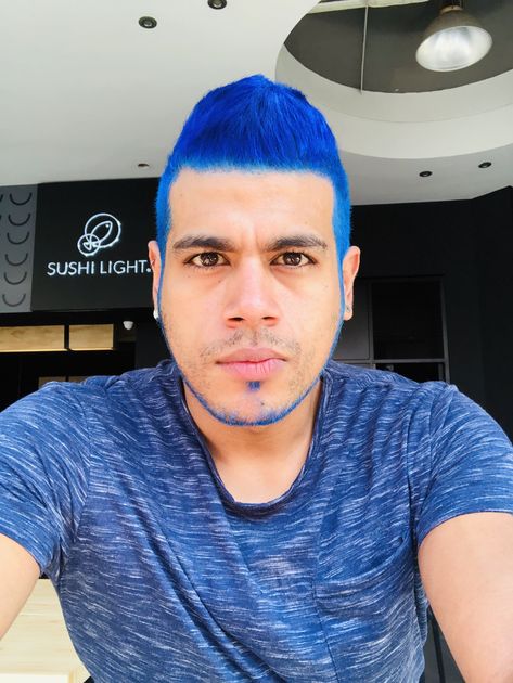 This is my blue hair Dark Blue Hair Men, Mens Blue Hair, Feeling Silly, Low Taper Fade, Blue Roots, Boy Meme, Dark Blue Hair, Taper Fade, Blue Highlights